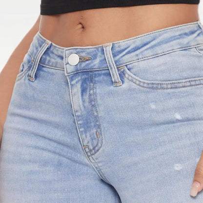 CurveLift™ Mid-Low Rise Stretch Wide-Leg Jeans
