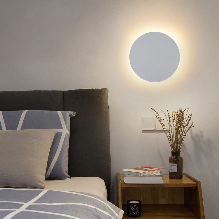 LunaGlow | Modern Black Metal Round Wall Sconce Light Fixture