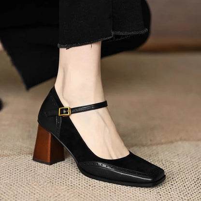 Mia | Elegant Classic Leather Pumps