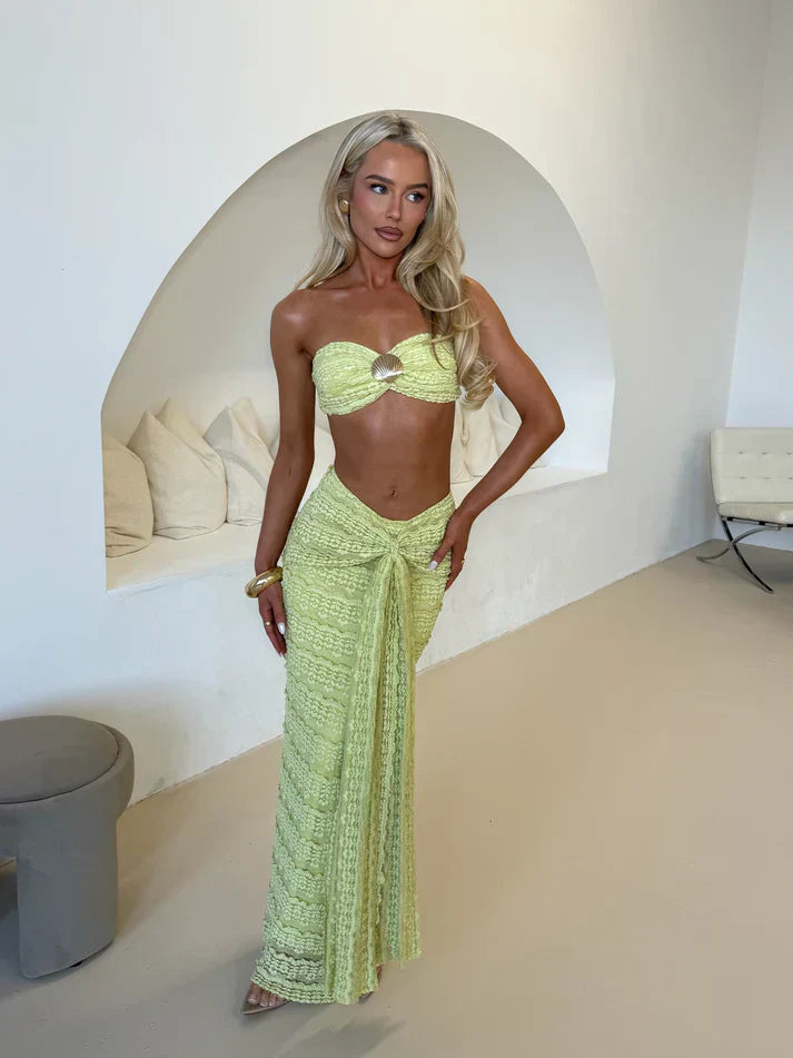 Sophie | Chic Textured Two Piece Set with Bandeau Top and Wide-Leg Pants